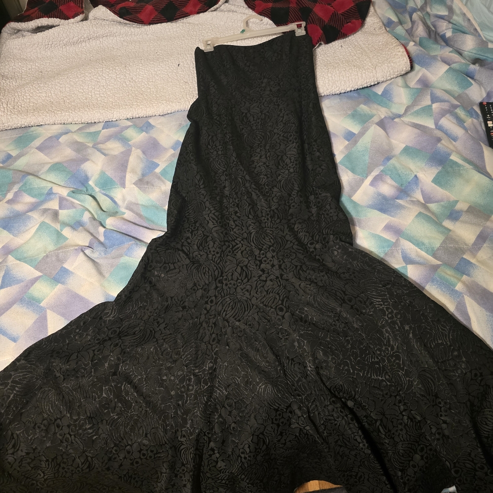 David Meister Strapless Black Floral Lace Dress
